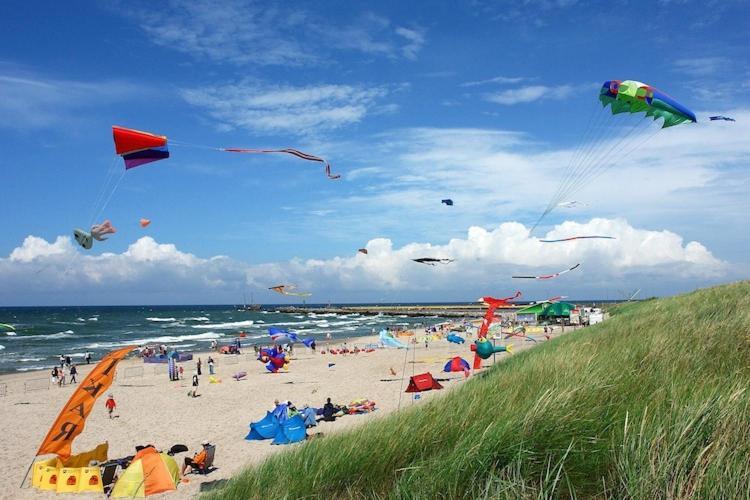 2-Storey Holiday Homes, Устроне Морске Екстериор снимка